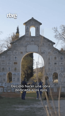 Dicen que los ojos son el espejo del alma, y en el pueblo de Ambite, Madrid, lo saben bien.