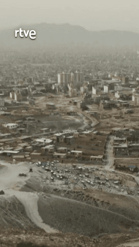 Con la caída de Kabul, el miedo se apoderó de las calles y muchas mujeres se vieron obligadas a destruir sus propios logros para salvar la vida.