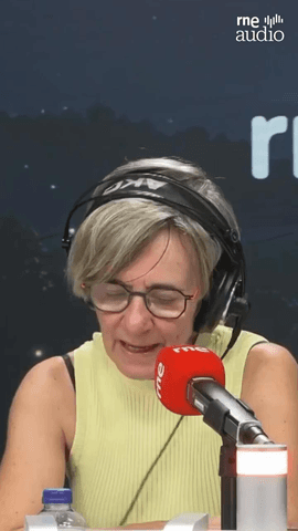 “Las cartas nos permiten entrar en la intimidad del poeta y escuchar su voz privada” 