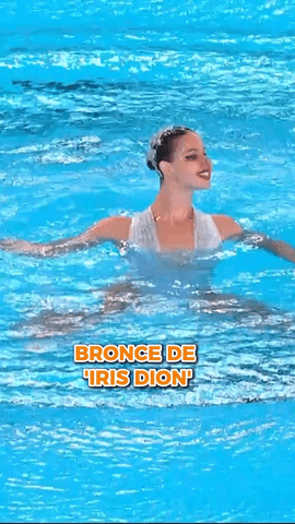 ¡Qué manera de llevar la emoción de la música al agua!