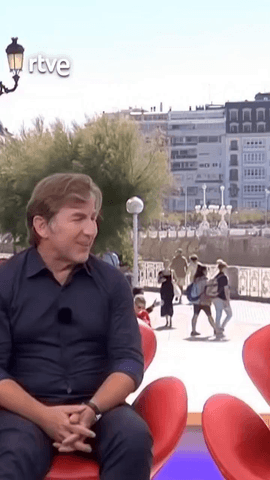 Antonio de la Torre: «Es una historia 𝐟𝐞𝐦𝐢𝐧𝐢𝐬𝐭𝐚»