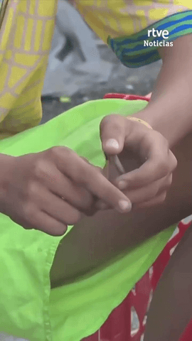  La Audiencia Nacional ha paralizado las obras para instalar un campamento de 16.000 metros cuadrados en el puerto de Ceuta.