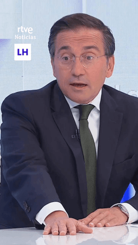  Jos� Manuel Albares afirma en La Hora de La 1 que Javier Milei comparte con PP y Vox �una agenda ideol�gica com�n� basada en recortar el Estado, incluidas las pensiones.