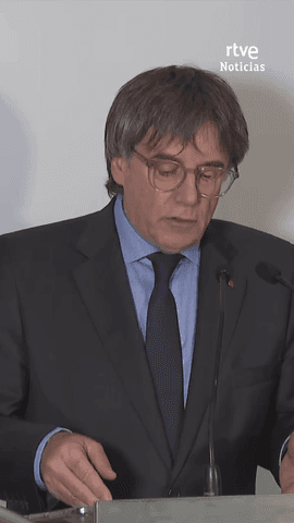 Carles Puigdemont comparece desde Waterloo tras la amnist�a que permitir� su regreso a Espa�a: 