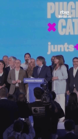 El Supremo levanta la orden de detenci�n de Puigdemont tras el aval del Constitucional.
