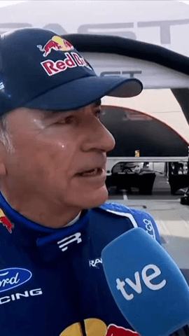 El recuerdo de Carlos Sainz a las familias afectadas por el accidente en Urda.