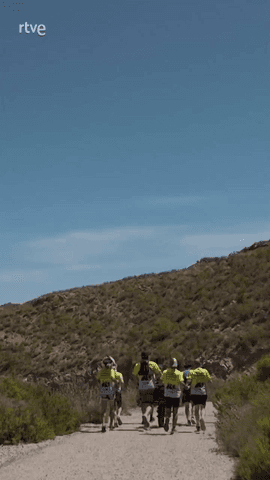 ¡Julia no tiene límites en la montaña!