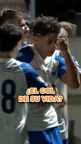  Se vino abajo L'Hospitalet con este gol de Gustavo Reinke para poner el 1-2 del AE Prat ante el Athletic Club de Bilbao