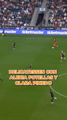 Pase con tiralíneas y desmarque perfecto