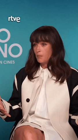 ‘El último mono’, participada por @rtve, con Juan Dávila y Susana Abaitua