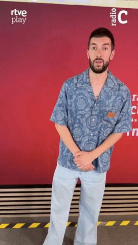 Por supuesto, David: tus chistes y tu cercanía son más que bienvenidos en Radio Clásica.