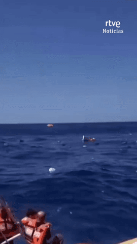  Al menos siete muertos en el naufragio de un ferry con 270 personas a bordo en la costa norte de Chipre