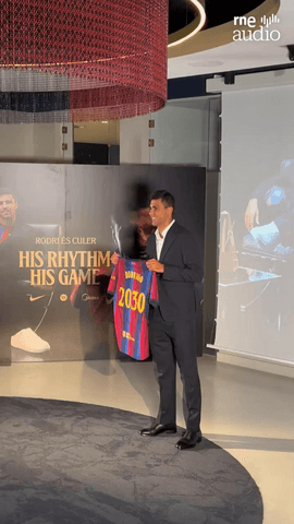 Rodri ya posa como nuevo jugador del FC Barcelona