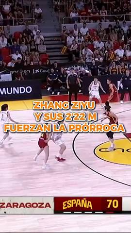  Zhang Ziyu, la jugadora China, firmó ante España una magnífica actuación con 22 puntos y llevó a su selección a la prórroga.