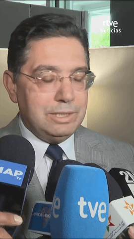  El ministro de Exteriores de Marruecos, Nasser Bourita, habla sobre la situaci�n de los migrantes en Ceuta: