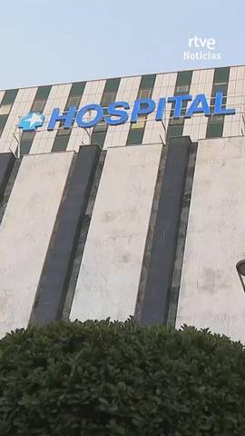 Varios cirujanos del Hospital Ram�n y Cajal denuncian que el centro ha cambiado la gravedad de algunos pacientes pendientes de una operaci�n para maquillar las listas de espera.