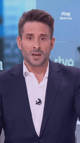  El Ayuntamiento de Lleida ha aprobado una ordenanza que proh�be prendas como el burka y el niqab en espacios p�blicos al restringir los elementos que oculten totalmente el rostro.