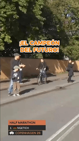  ¡Ver correr a Ngetich es contagioso!