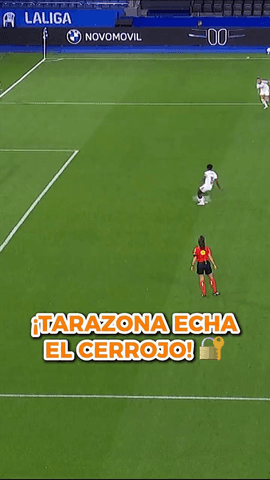  Tarazona adivin� las intenciones de Linda Caicedo y par� el penalti a la capitana del Real Madrid en el minuto 8 de partido en Riazor