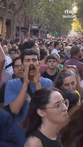 Sindicatos y plataformas de inquilinas de toda Espa�a han convocado protestas frente a las delegaciones del Gobierno tras el desahucio de Maricarmen, la mujer de 87 a�os que llevaba 71 viviendo en la misma casa.