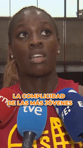 Awa Fam e Iyana Martín: complicidad entre compañeras de quinta