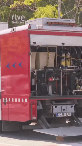  Una explosió al laboratori de Química de la URV ha deixat tres treballadors ferits per cremades.