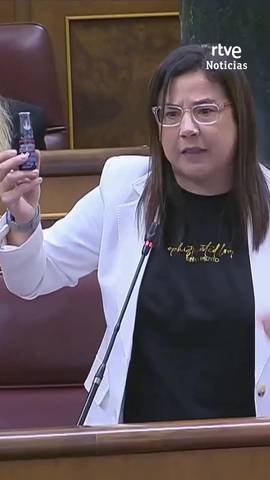 El Congreso archiva el expediente que abri� a Ana V�zquez, la diputada del PP que llev� un bote de gas pimienta al hemiciclo.