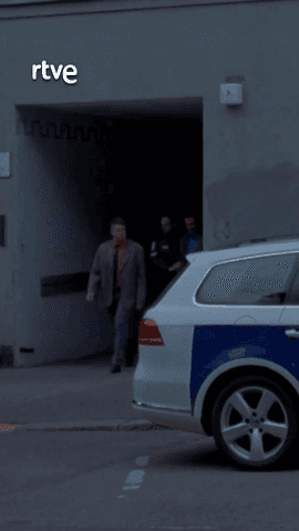  Conflictos laborales, alcoholismo y amor se unen en este drama finlandés protagonizado por dos seres solitarios.