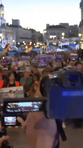 As� ha sido la marcha en Madrid en memoria de Maricarmen: con el Sindicato de Inquilinas a la cabeza y marcada por el silencio.