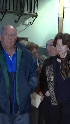 Minuto de silencio frente a los ayuntamientos del pa�s convocados por la Federaci�n de Municipios y Provincias y por otras entidades.