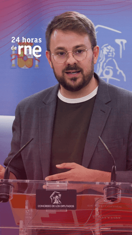 En 24 horas de RNE, con Rosa Maria Molló, el diputado Alberto Ibáñez (Compromís) se ha pronunciado sobre la herramienta de la cuestión de confianza: “Solo dispone el presidente del Gobierno. Le toca a él decidir si la utiliza o no [...] Lo que sí creo es que hay que dar explicaciones”.