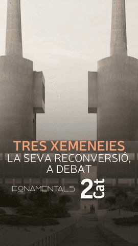  Activistes per la conservaci� de les Tres Xemeneies i el director del Catalunya Media City exposen la seva visi� sobre el futur de la instal�laci�.