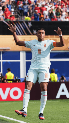  KYLIAN MBAPPÉ se inventa esto para adelantar a Francia
