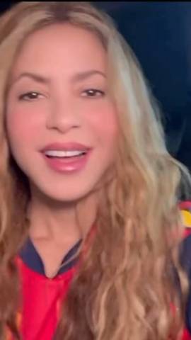 shakira manda un mensaje a la sefutbol :