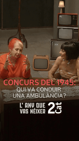  Any 1945: la periodista Rosa Maria Calaf i la vedet Lita Claver han d'encertar qui va conduir una ambul�ncia a la Segona Guerra Mundial!