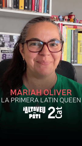  @pablo_tallon entrevista @la_mariah_oliver, la primera dona a entrar als 'Latin Kings'.