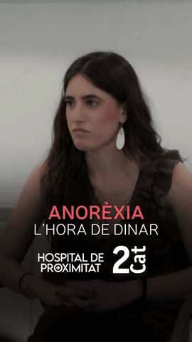  Mar�a L�pez explica les dificultats que tenia quan havia de menjar.