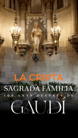 Baixa amb la Cristina Villanueva fins a la cripta de la Sagrada Família, el cor amagat d'una obra de 140 anys que Gaudí va escollir com a lloc de descans etern.