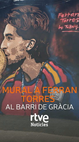  L'artista urb� TVboy ha inaugurat un nou mural a la pla�a Joanic de Barcelona dedicat a Ferran Torres.