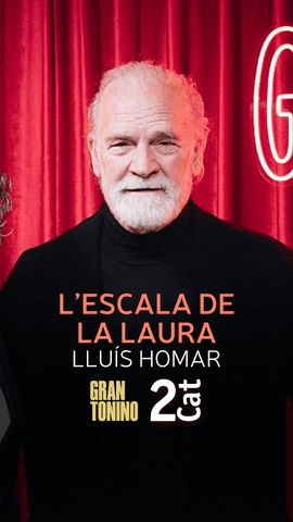L'actor Llu�s Homar juga a l'escala de la @lauraandrespiano. Que preferiria: 'Terra Baixa on ice' o 'La pla�a del Diamant apocalipsi zombi'?