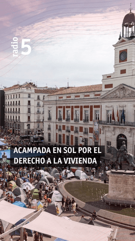Hoy la manifestación madrileña por la educación pública ha confluido en Sol con la acampada por el derecho a la vivienda.