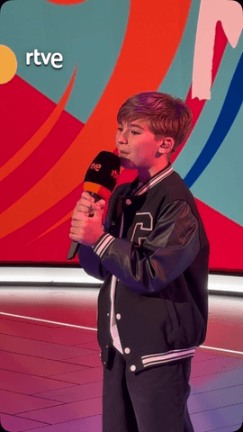 Así suena “Cuore Bello (Te quiero, Te quiero)”, la canción con la que @lucaspaulanooficial representará a España en Eurovisión Junior 2026