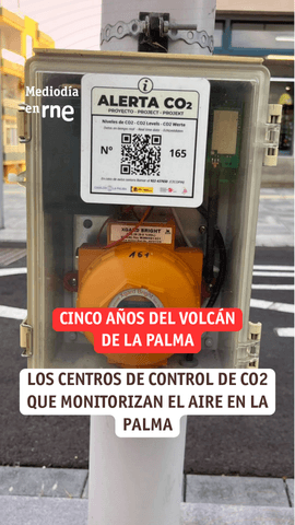 Desde los centros de control de CO2 se monitorizan los 1.200 sensores repartidos por todo Puerto Naos y La Bombilla.