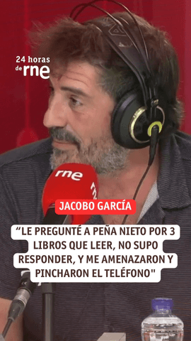Jacobo García, periodista y autor de ‘Años luz: dos décadas de una crónica latinoamericana’, habla con larahermoso en el #24horasRNE de algunos de los acontecimientos que ha vivido, principalmente en Latinoamérica.