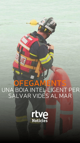  Els ofegaments augmenten aquest estiu i els Bombers de Barcelona incorporen una nova eina per salvar vides: la boia autopropulsada U-SAFE.