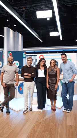 Aida Bao, Aitor Albizua, Giovanna González, Juan Pablo Carpintero y David Arango ya están ensayando para el estreno de #CosasNuestrasTVE este sábado a las 19:00h en La 1.