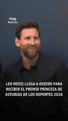 As� han recibido a Leo Messi en Oviedo.
