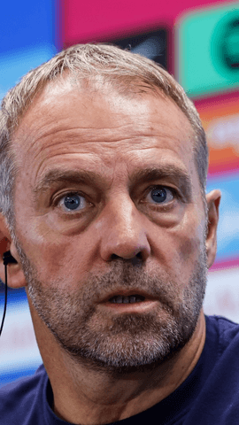  ¡Hansi Flick vuelve feliz del parón de selecciones!