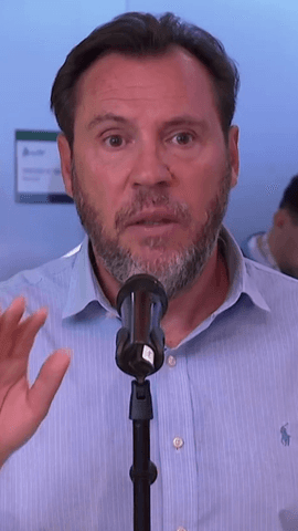El ministro de Transportes, Óscar Puente, confirma el última balance oficial de víctimas mortales y de heridos.