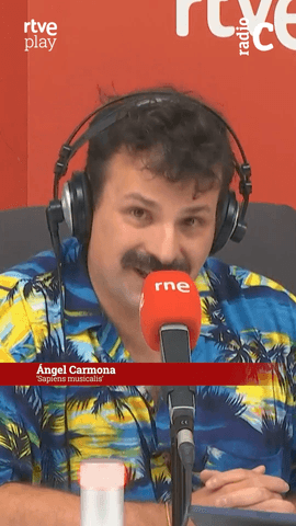  Tres voces para 'La chica de Ipanema'.